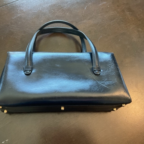 Auth Gucci Vintage Handbag 😍 - Picture 5 of 12